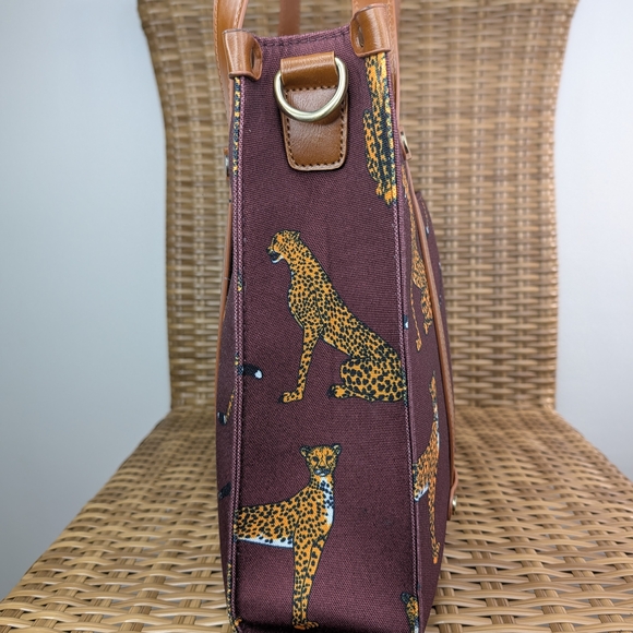 Modcloth Camp Director Cheetah Motif Zipped Tote Shoulder Bag Brown Canvas - Picture 5 of 13